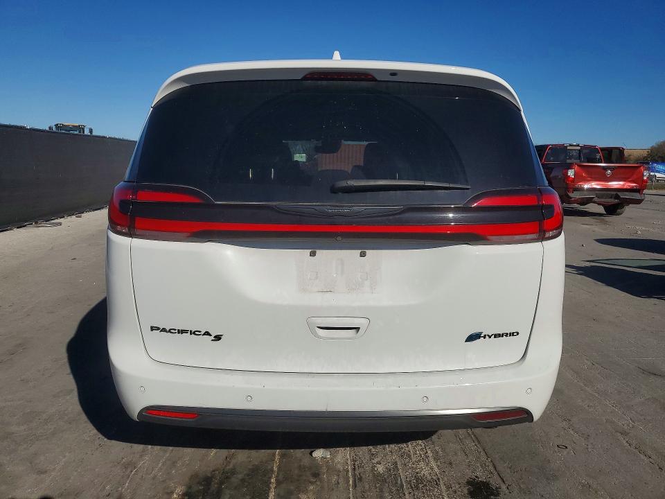 2022 Chrysler Pacifica VIN 2C4RC1S72NR215939 COPART salvage auction — FRONT END, Salvage Title, sold $11,300 on 2026-09-03 (photo 6)