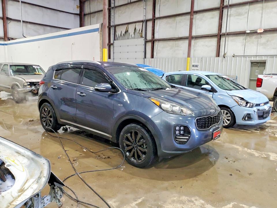 2019 Kia Sportage VIN KNDPNCAC6K7536729 COPART salvage auction — SIDE, Salvage Title, sold $3,650 on 2026-07-29 (photo 4)