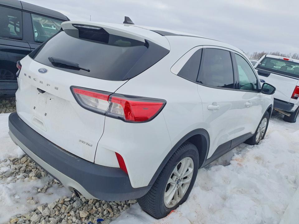 2021 Ford Escape VIN 1FMCU9G6XMUB25257 COPART salvage auction — MECHANICAL, MI - CERTIFICATE OF TITLE, sold $3,150 on 2026-07-09 (photo 3)