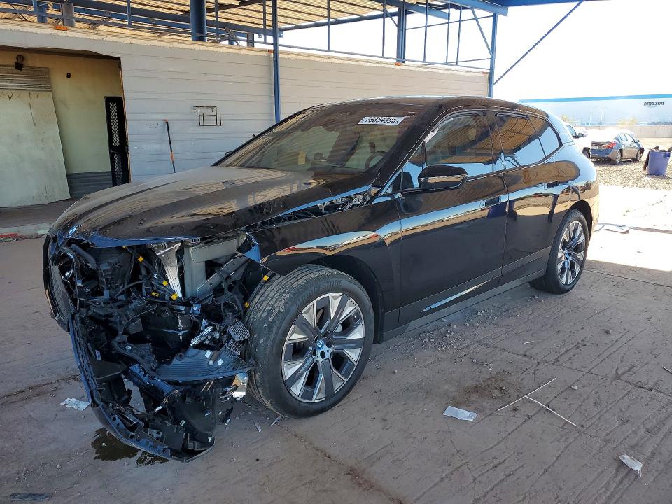 2025 BMW VIN WB523CF06SCU57420 COPART salvage auction — FRONT END, Salvage Title, sold $23,600 on 2026-07-14 (photo 1)