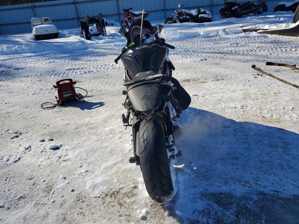 2015 Kawasaki Zx636 VIN JKBZXJE13FA016793 COPART salvage auction — ALL OVER, Me - Cert Of Title-Salvage Collisio, sold $2,000 on 2026-07-02 (photo 4)