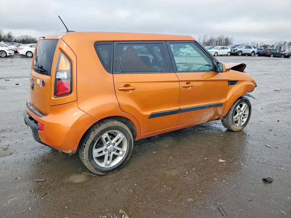 2011 Kia Soul VIN KNDJT2A28B7316957 COPART salvage auction — FRONT END, Va - Certificate Of Title, sold $425 on 2026-07-22 (photo 3)