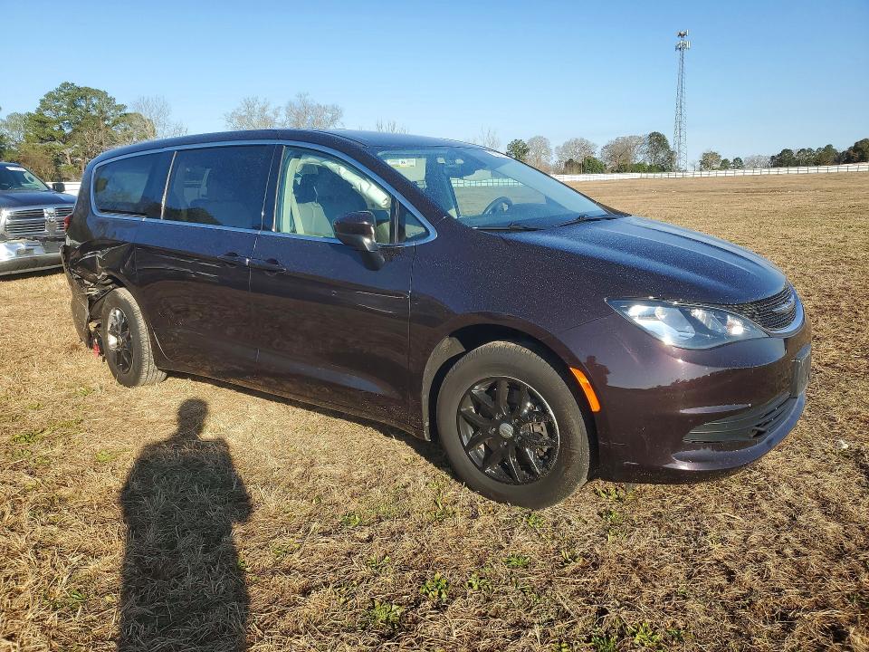 2017 Chrysler Pacifica VIN 2C4RC1CG6HR703942 COPART salvage auction — REAR END, Al - Cert Of Title-Salvage Title, sold $3,400 on 2026-07-30 (photo 4)