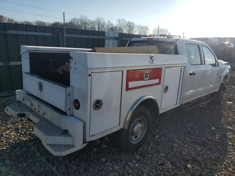 2024 Ford F250 VIN 1FT7W2BT6REF64204 COPART salvage auction — FRONT END, Salvage Title, sold $12,200 on 2026-07-27 (photo 3)