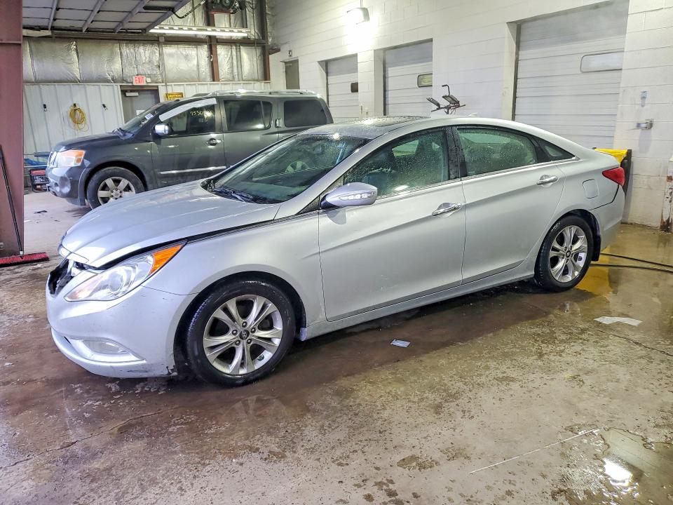 2013 Hyundai Sonata VIN 5NPEC4AC0DH671402 COPART salvage auction — FRONT END, Il - Salvage Certificate, sold $725 on 2026-07-17 (photo 1)