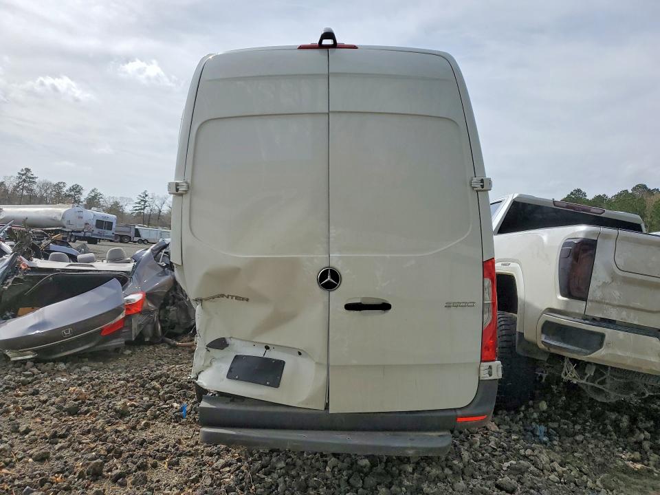 2025 Mercedes-benz Sprinter 2500 VIN W1Y4KCHY7ST229537 COPART salvage auction — REAR END, Tx - Salvage Vehicle Title, sold $13,800 on 2026-07-08 (photo 6)