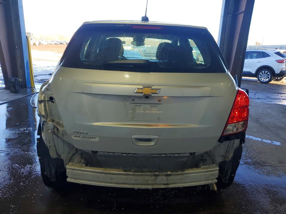 2018 Chevrolet Trax VIN 3GNCJKSB0JL351300 COPART salvage auction — FRONT END, Il - Salvage Certificate, sold $2,050 on 2026-07-06 (photo 6)
