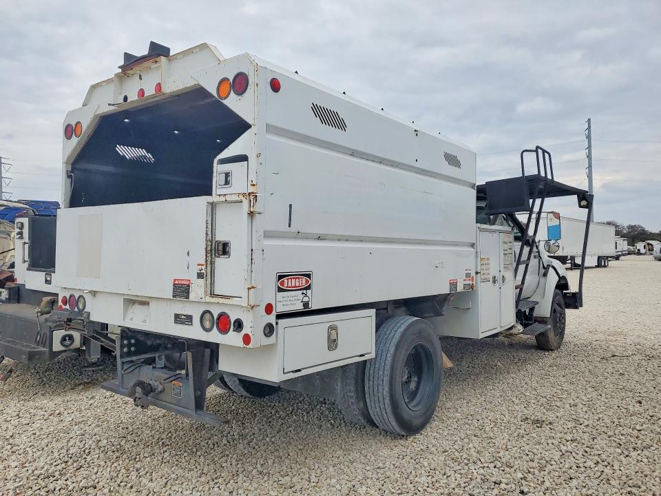 2015 Ford F-750 VIN 3FRNF7FC7FV728318 COPART salvage auction — MECHANICAL, TX - CERTIFICATE OF TITLE, sold $10 on 2026-07-09 (photo 3)