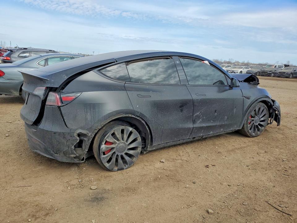 2023 Tesla Model y VIN 7SAYGDEF6PF662358 COPART salvage auction — ALL OVER, Il - Salvage Certificate, sold $4,450 on 2026-07-21 (photo 3)