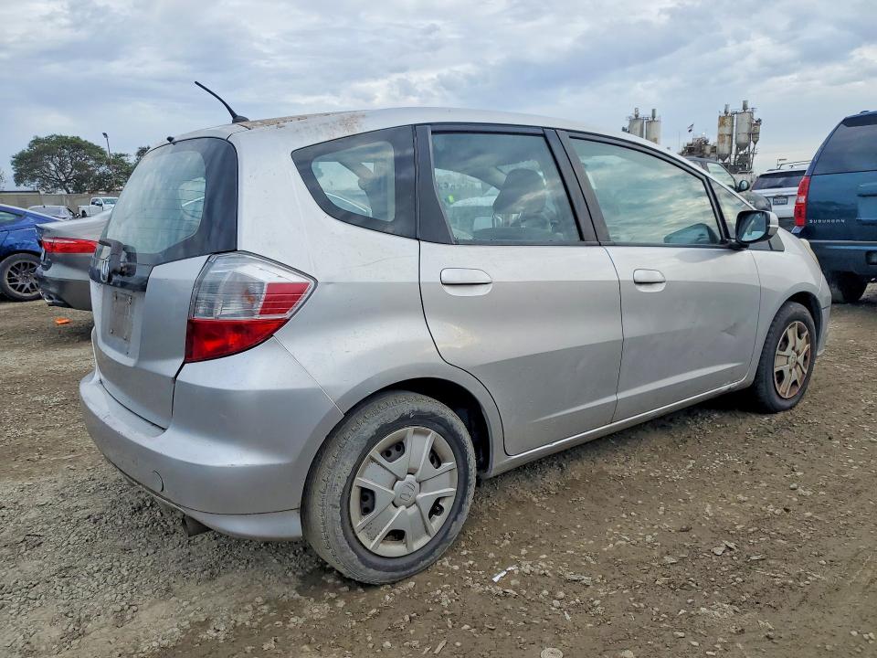 2012 Honda Fit VIN JHMGE8H39CS000793 COPART salvage auction — SIDE, Salvage Title, sold $1,050 on 2026-07-25 (photo 3)