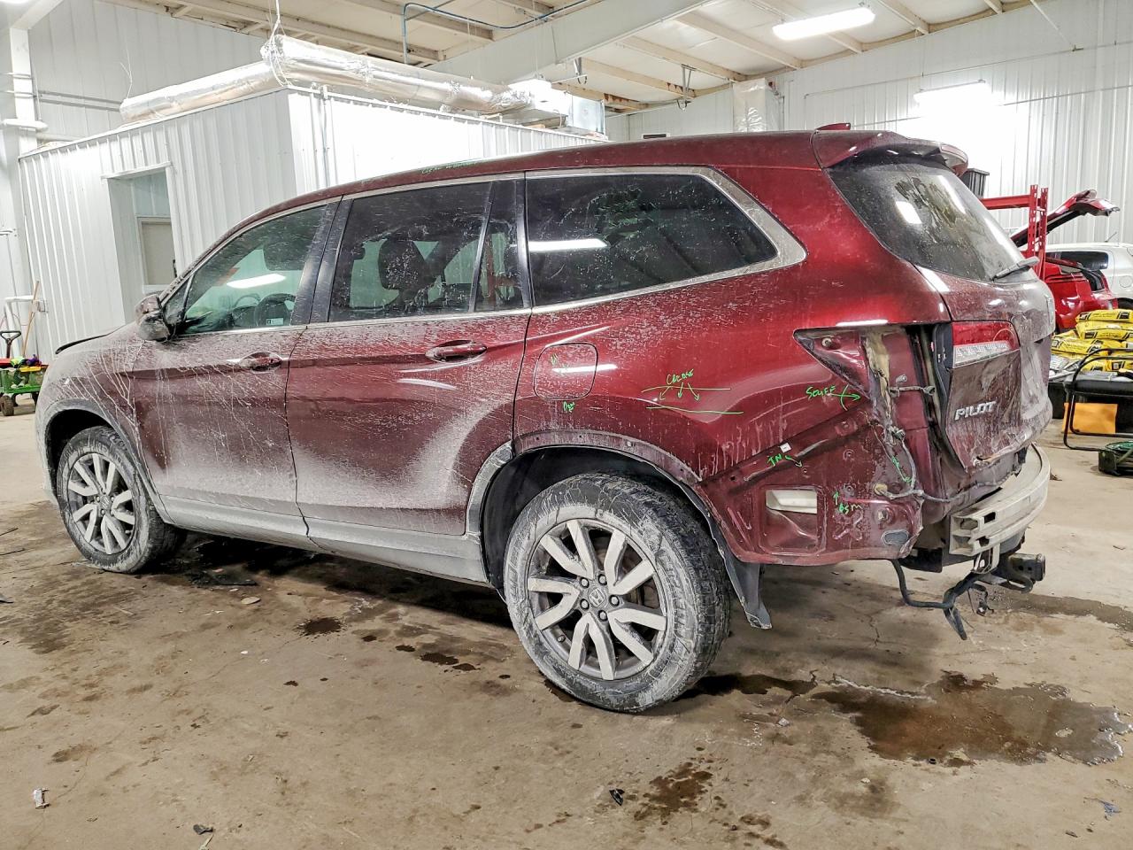 2019 Honda Pilot VIN 5FNYF6H59KB010082 COPART salvage auction — Rear End, MN - CERT OF TITLE-SALVAGE, sold $4,750 on 2026-07-09 (photo 2)