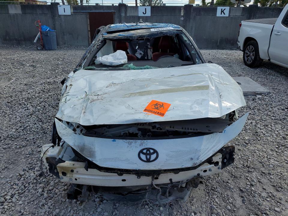 2025 Toyota Camry VIN 4T1DAACK1SU054934 COPART salvage auction — ROLLOVER, Ga - Certificate Of Title (P), sold $1,900 on 2026-07-10 (photo 5)