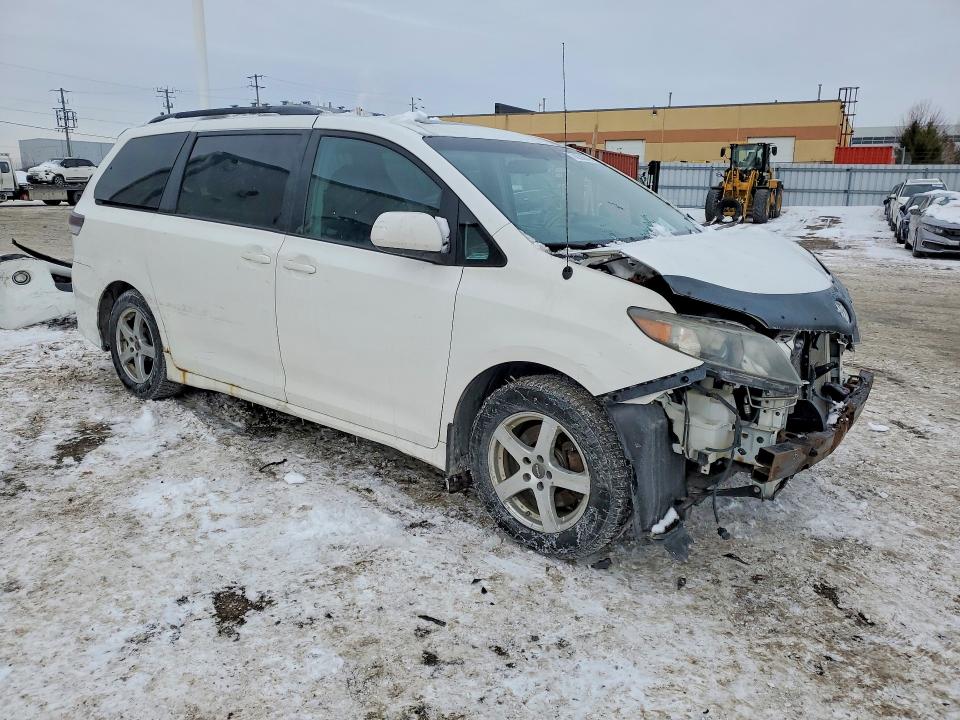 2011 Toyota Sienna VIN 5TDXK3DC3BS175194 COPART salvage auction — FRONT END, ON - PERMIT SALVAGE, sold $2,550 on 2026-07-16 (photo 4)