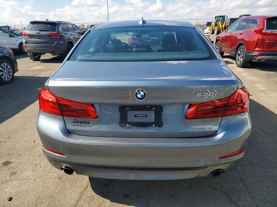 2018 Bmw motorrad 530e VIN WBAJA9C56JB249791 COPART salvage auction — MINOR DENT/SCRATCHES, OH - CERTIFICATE OF TITLE, sold $6,700 on 2026-07-27 (photo 6)