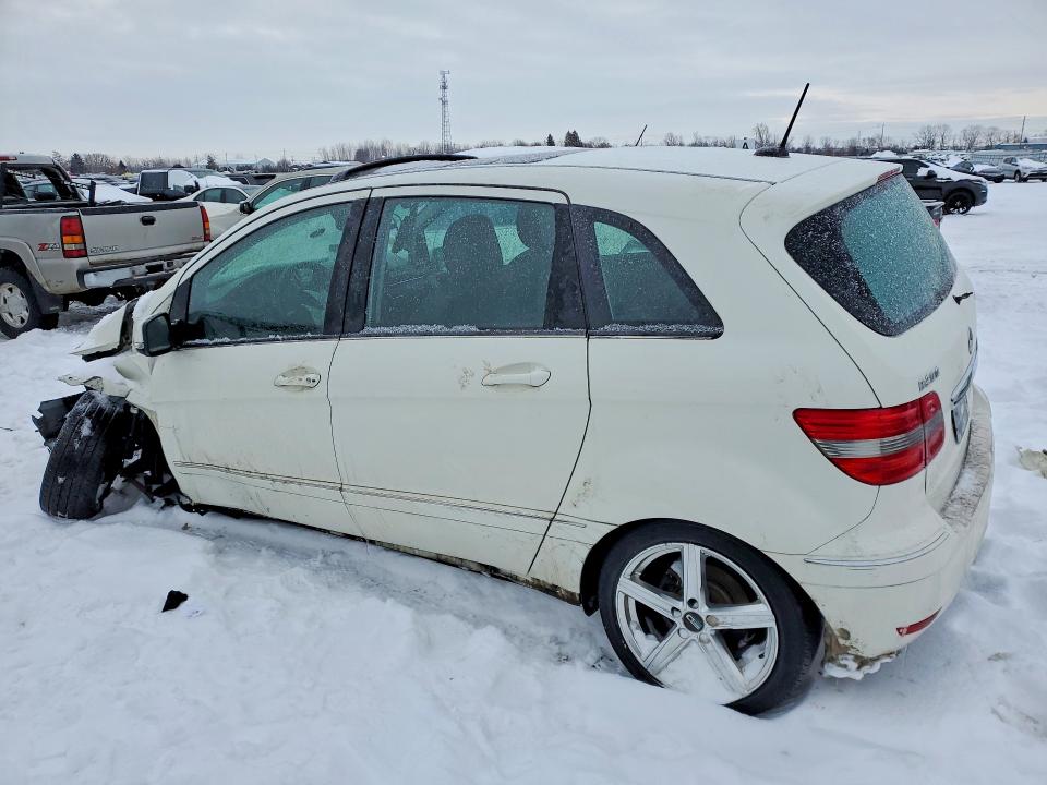 2010 Mercedes-benz B200 VIN WDDFH3EB2AJ566242 COPART salvage auction — UNDERCARRIAGE, On - Permit Salvage, sold $200 on 2026-07-07 (photo 2)