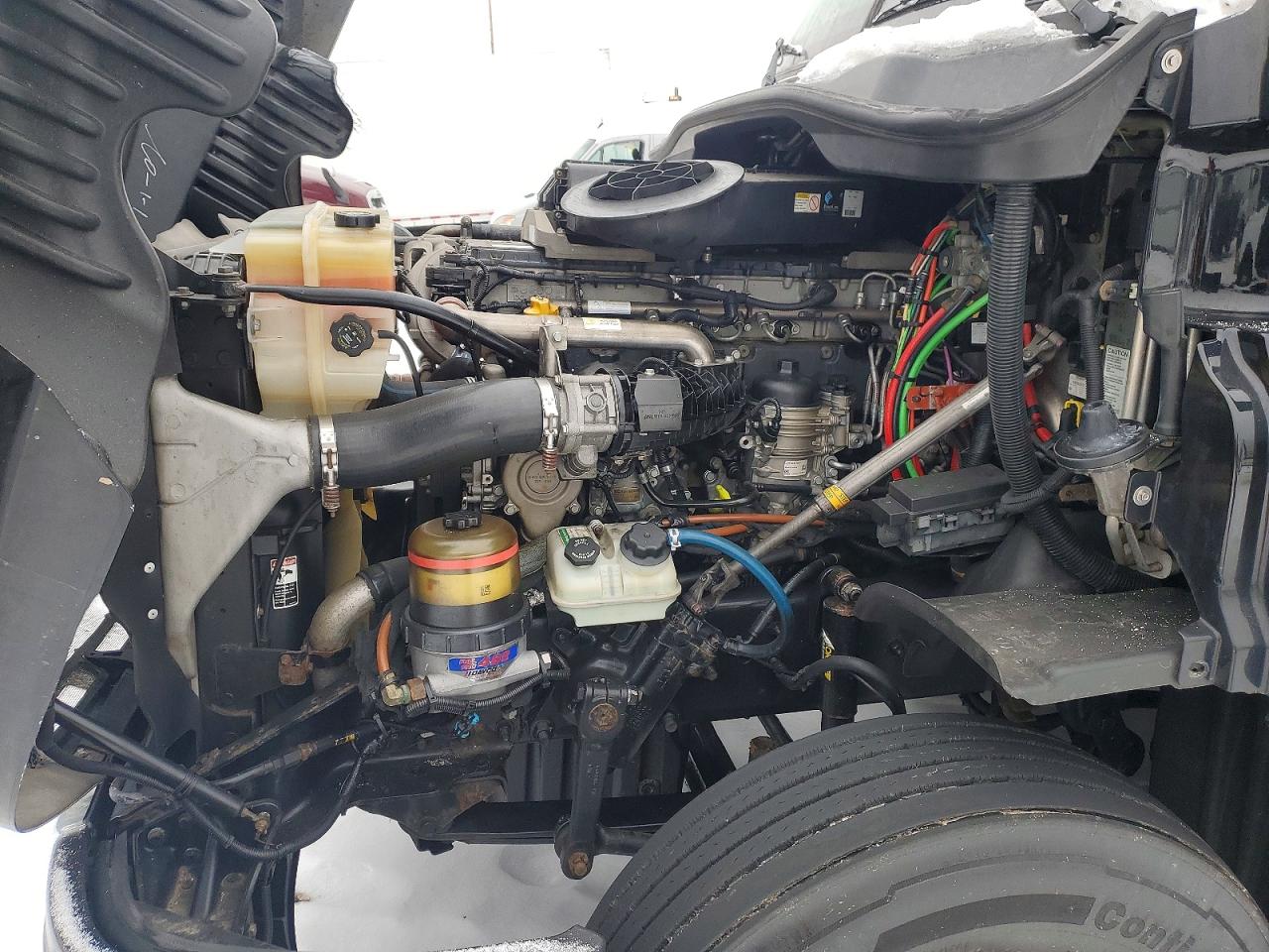 2016 Freightliner Cascadia 125 VIN 1FUJGLDR7GLHE2843 COPART salvage auction — Burn Engine, IL - SALVAGE CERTIFICATE, sold $2,850 on 2026-06-30 (photo 7)
