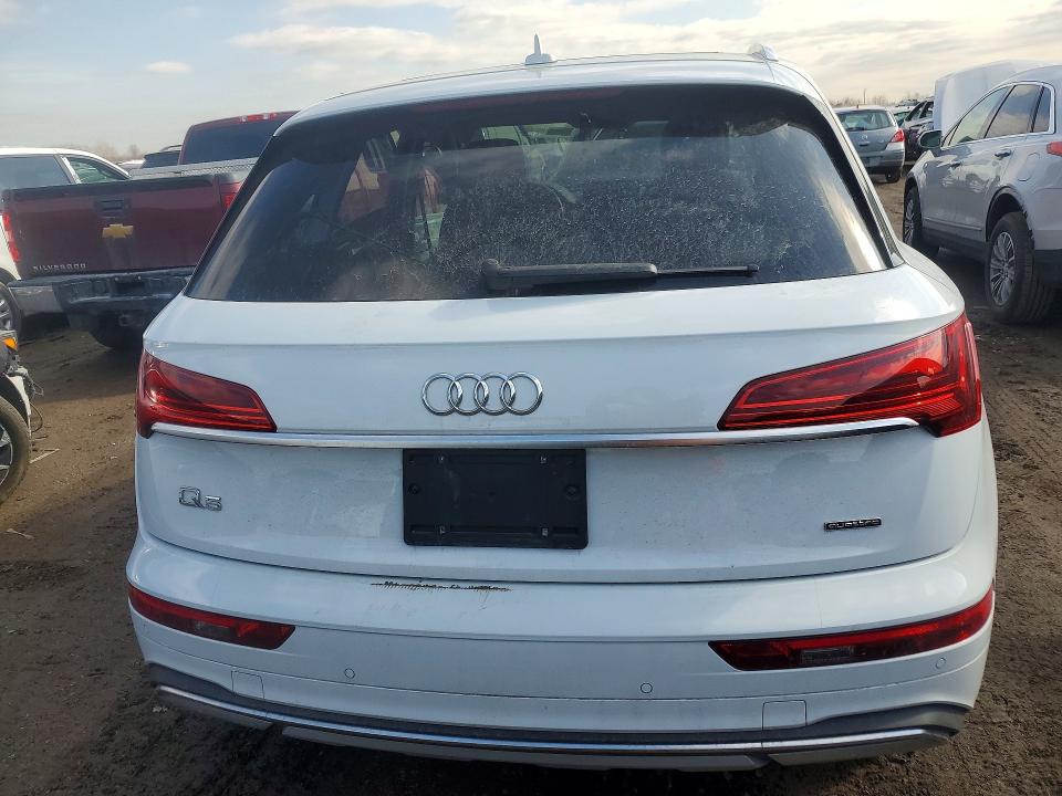 2021 Audi Q5 VIN WA1BAAFY8M2086171 COPART salvage auction — SIDE, Salvage Title, sold $12,600 on 2026-08-25 (photo 6)