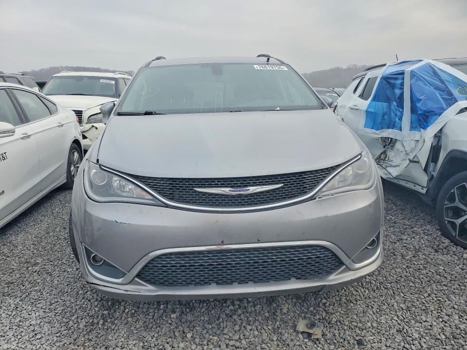 2020 Chrysler Pacifica VIN 2C4RC1BG7LR276684 COPART salvage auction — MINOR DENT/SCRATCHES, Ks - Certificate Of Title, sold $3,350 on 2026-08-17 (photo 5)