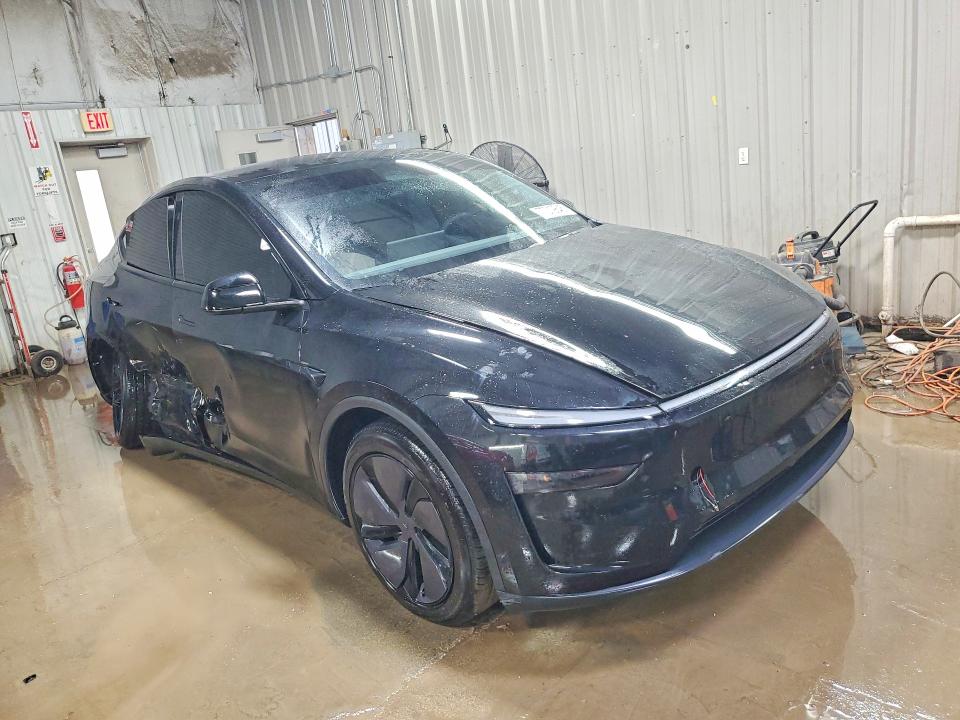 2026 Tesla Model y VIN 7SAYGDEE9TF402943 COPART salvage auction — SIDE, Il - Salvage Certificate, sold $20,800 on 2026-07-21 (photo 4)