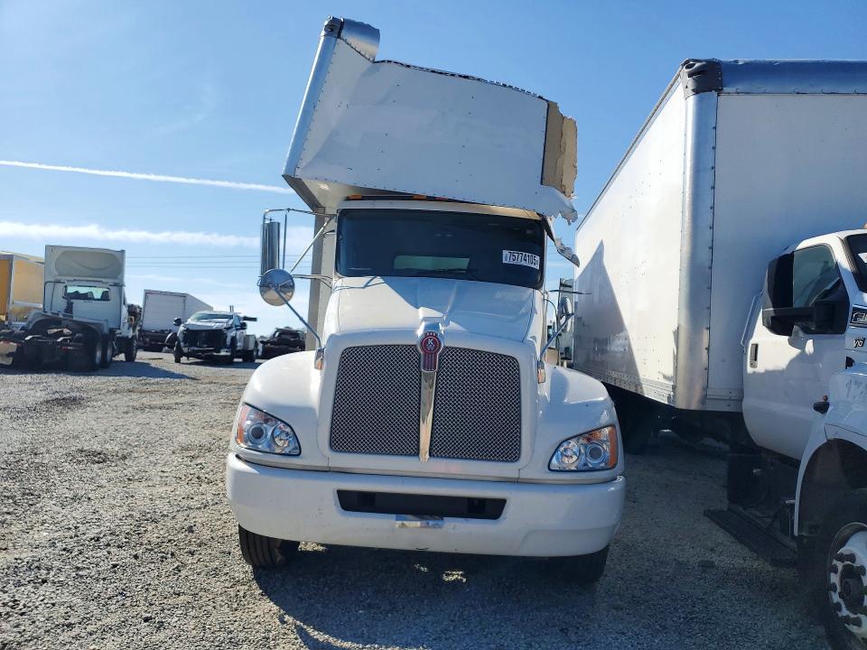 2021 VIN 2NKHHM6X0MM446289 COPART salvage auction — ALL OVER, TN - SALVAGE CERTIFICATE, sold $22,400 on 2026-09-02 (photo 5)