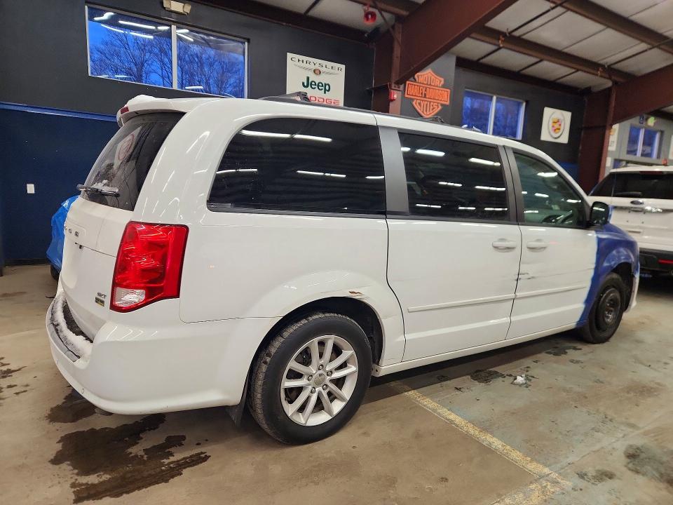 2016 Dodge Grand caravan VIN 2C4RDGCG0GR327706 COPART salvage auction — FRONT END, Wv - Certificate Of Title, sold $1,950 on 2026-07-10 (photo 3)