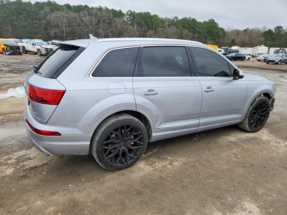 2018 Audi Q7 VIN WA1LAAF70JD039499 COPART salvage auction — FRONT END, Id - Salvage Certificate Of Title, sold $5,900 on 2026-07-17 (photo 3)