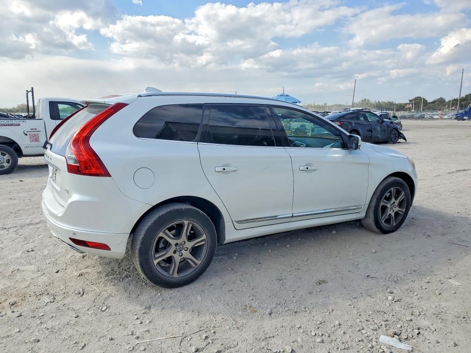 2015 Volvo Xc60 VIN YV440MDK8F2685007 COPART salvage auction — FRONT END, Ga - Cert Of Title-Salvage Court Or, sold $1,250 on 2026-07-07 (photo 3)