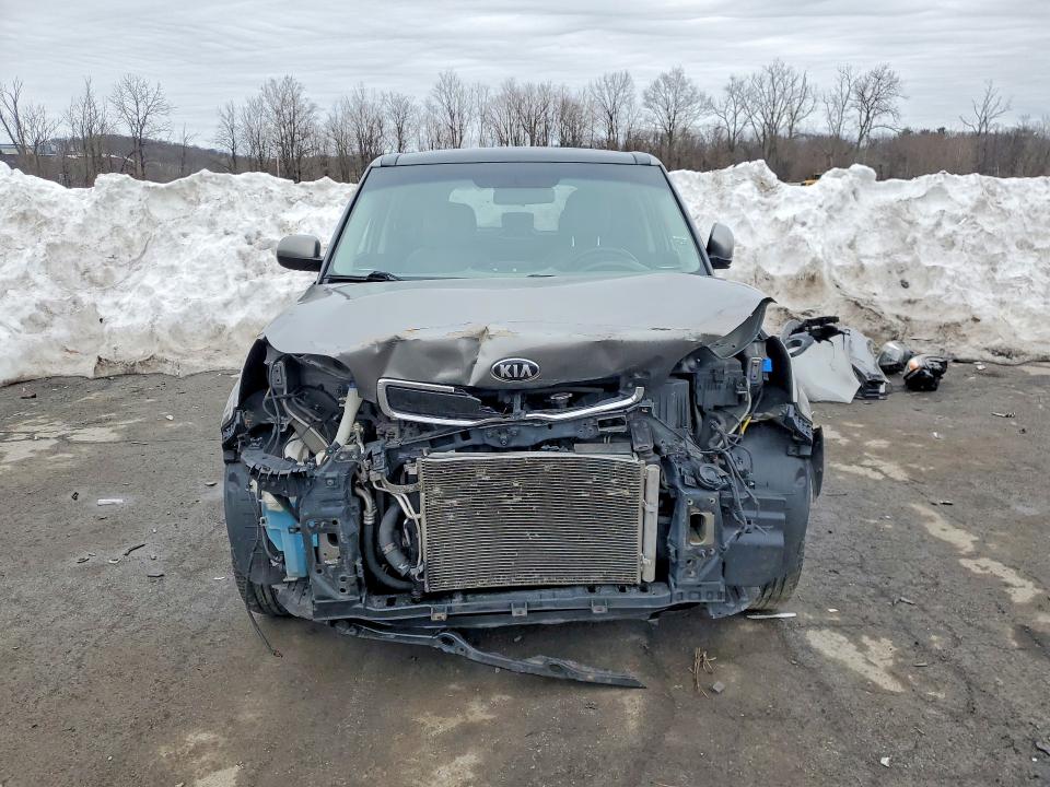 2016 Kia Soul VIN KNDJP3A58G7371453 COPART salvage auction — FRONT END, Salvage Title, sold $325 on 2026-07-23 (photo 5)