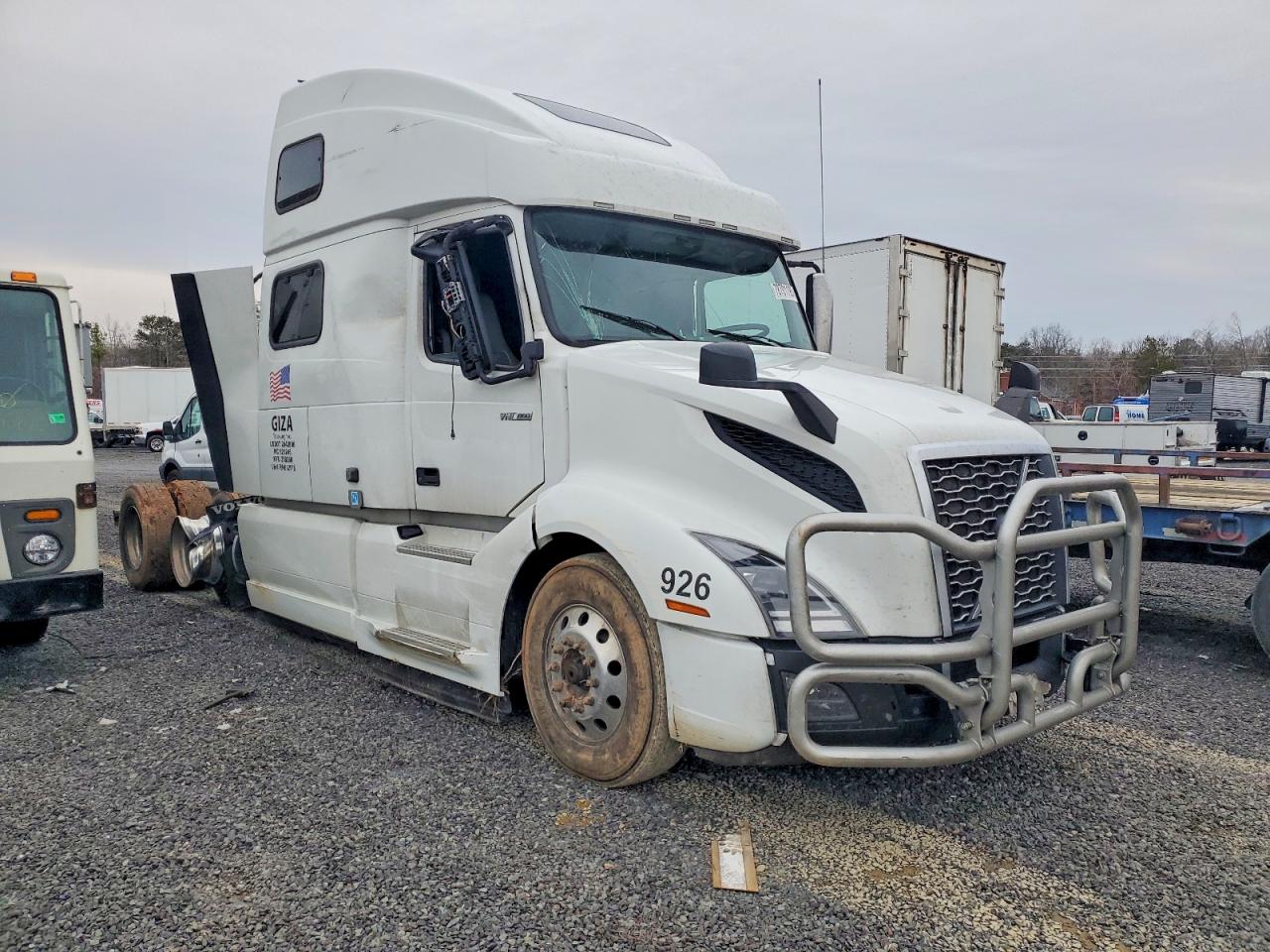 2024 Volvo VNL VIN 4V4NC9EH8RN652918 — COPART salvage auction photo