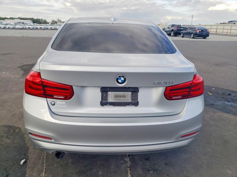 2018 BMW 3 series VIN WBA8E1G57JNU92507 COPART salvage auction — FRONT END, FL - CERT OF TITLE SLVG REBUILDABLE, sold $1,850 on 2026-07-27 (photo 6)