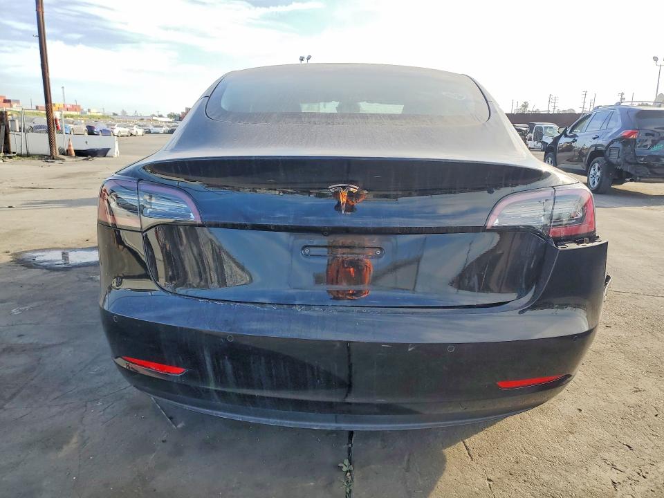 2022 Tesla Model 3 VIN 5YJ3E1EA6NF373378 COPART salvage auction — REAR END, Ca - Salvage Certificate, sold $8,200 on 2026-07-31 (photo 6)