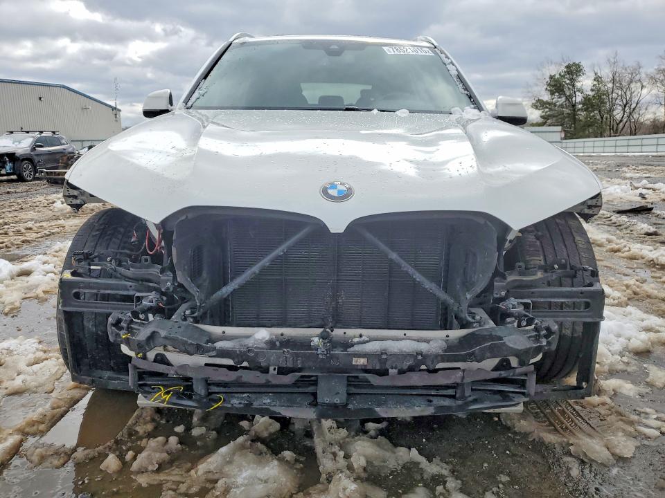 2021 BMW X5 VIN 5UXCR6C01M9E97564 COPART salvage auction — FRONT END, Md - Cert Of Salvage > 75% Damage, sold $225 on 2026-07-31 (photo 5)