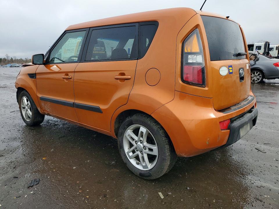 2011 Kia Soul VIN KNDJT2A28B7316957 COPART salvage auction — FRONT END, Va - Certificate Of Title, sold $425 on 2026-07-22 (photo 2)