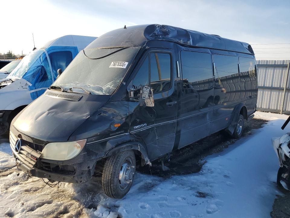 2005 Sprinter 3500 sprinter VIN WD2PD544155741652 COPART salvage auction — SIDE, Mt - Certificate Of Title, sold $225 on 2026-07-29 (photo 1)