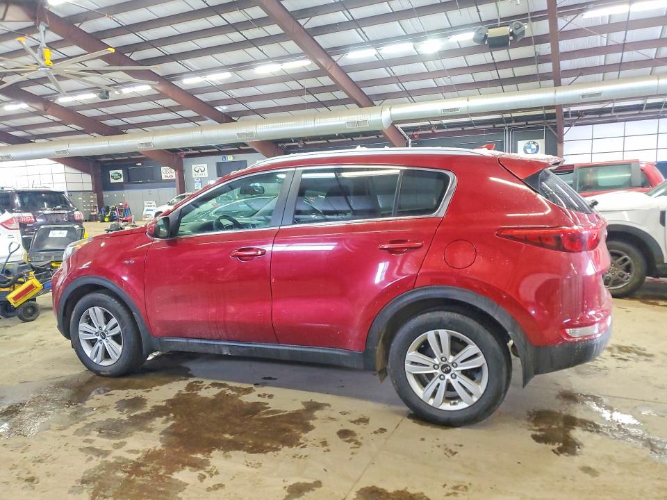 2017 Kia Sportage VIN KNDPMCAC9H7271798 COPART salvage auction — MINOR DENT/SCRATCHES, VT - CERTIFICATE OF TITLE, sold $6,500 on 2026-07-31 (photo 2)