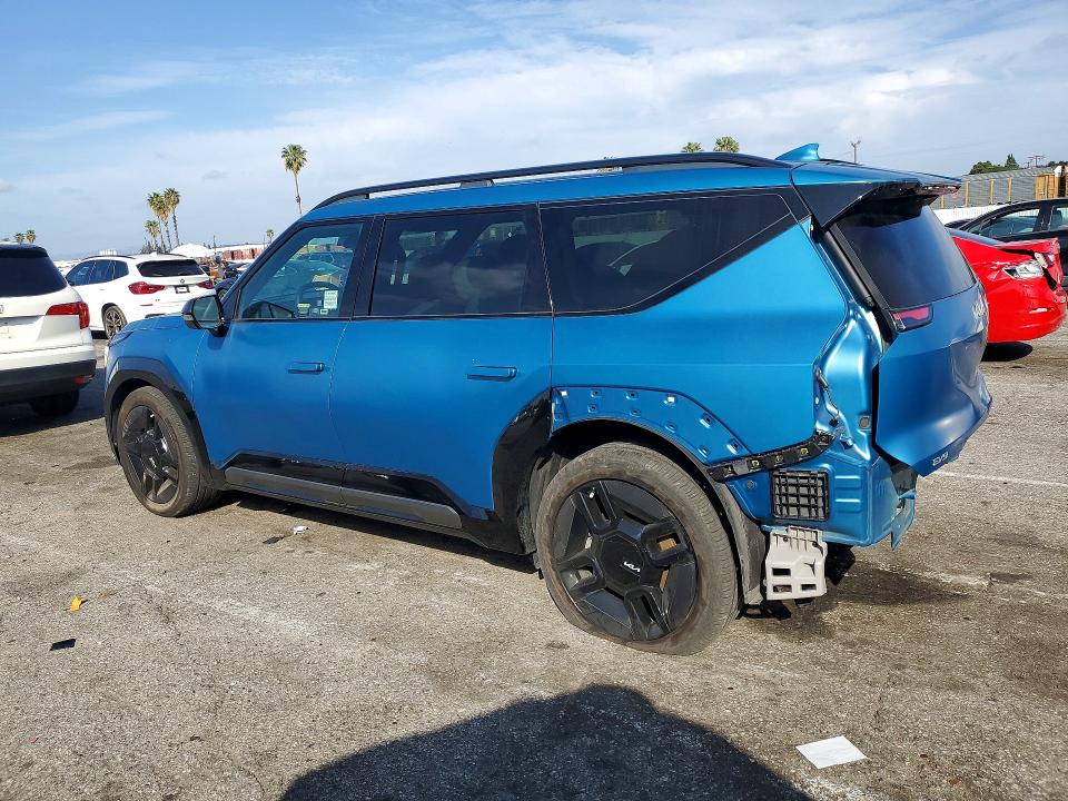 2024 Kia Ev9 VIN KNDAEFS56R6031720 COPART salvage auction — REAR END, Ca - Salvage Certificate, sold $17,800 on 2026-07-02 (photo 2)