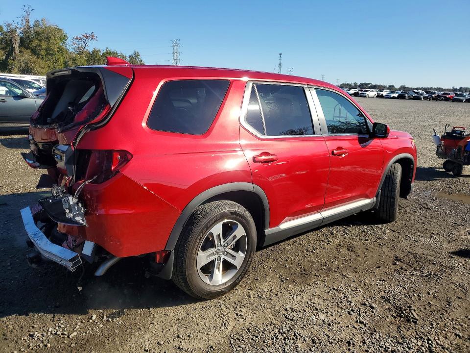 2025 Honda Pilot VIN 5FNYG2H46SB010702 COPART salvage auction — REAR END, Fl - Certificate Of Destruction, sold $11,600 on 2026-07-31 (photo 3)