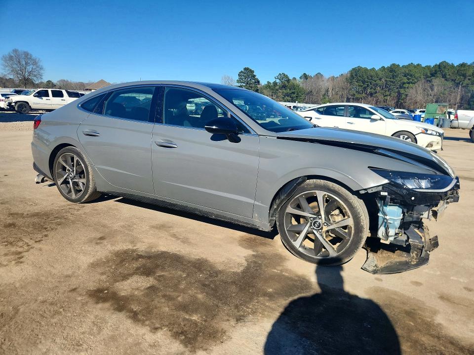 2023 Hyundai Sonata VIN KMHL44J21PA283288 COPART salvage auction — FRONT END, ID - SALVAGE CERTIFICATE OF TITLE, sold $6,300 on 2026-07-24 (photo 4)