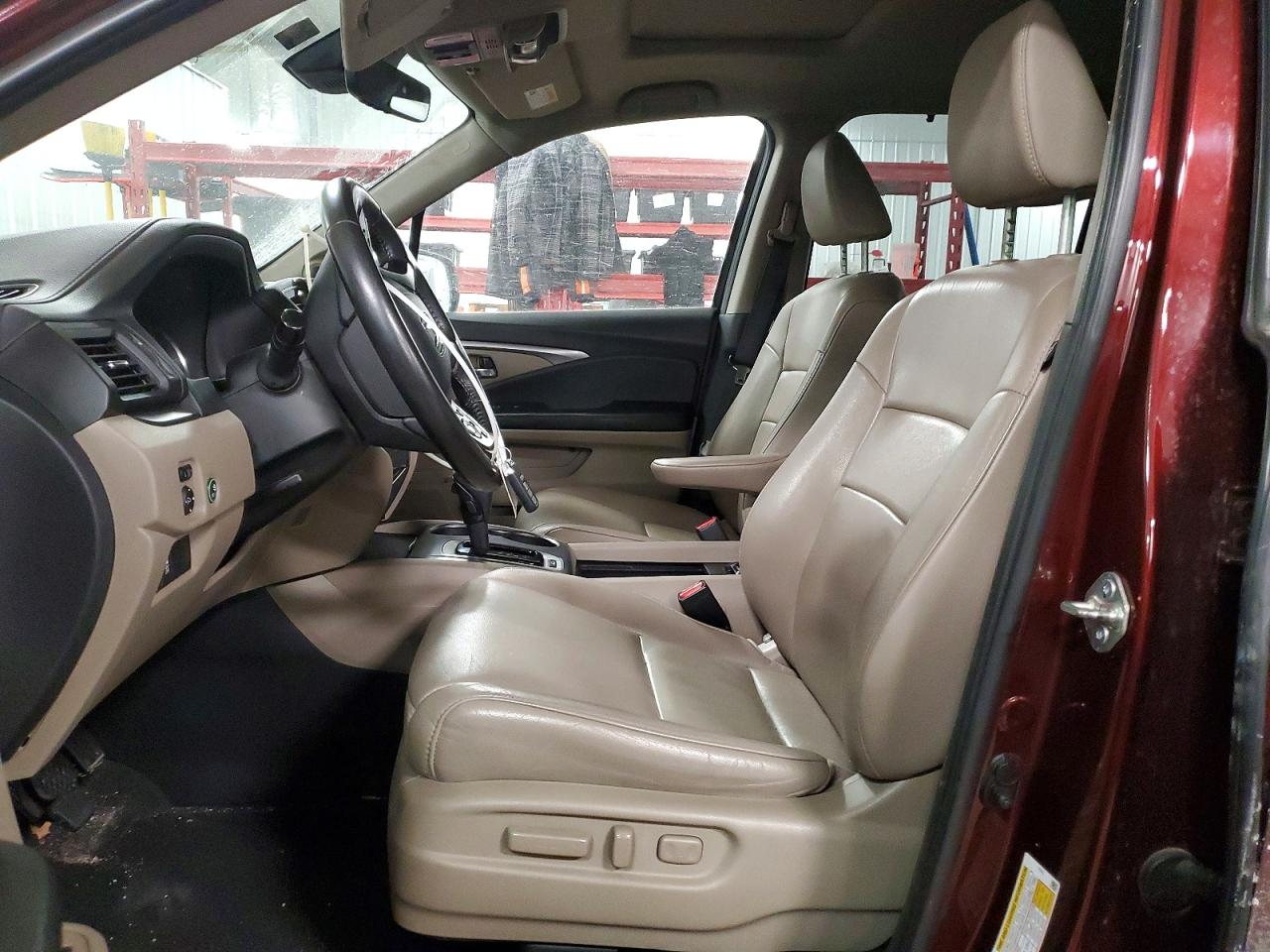 2019 Honda Pilot VIN 5FNYF6H59KB010082 COPART salvage auction — Rear End, MN - CERT OF TITLE-SALVAGE, sold $4,750 on 2026-07-09 (photo 7)