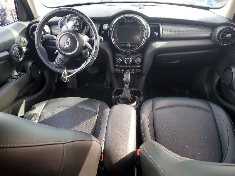 2017 Mini Hard top VIN WMWXU1C55H2E18280 COPART salvage auction — FRONT END, On - Permit No Brand - Unfit, sold $300 on 2026-07-30 (photo 8)