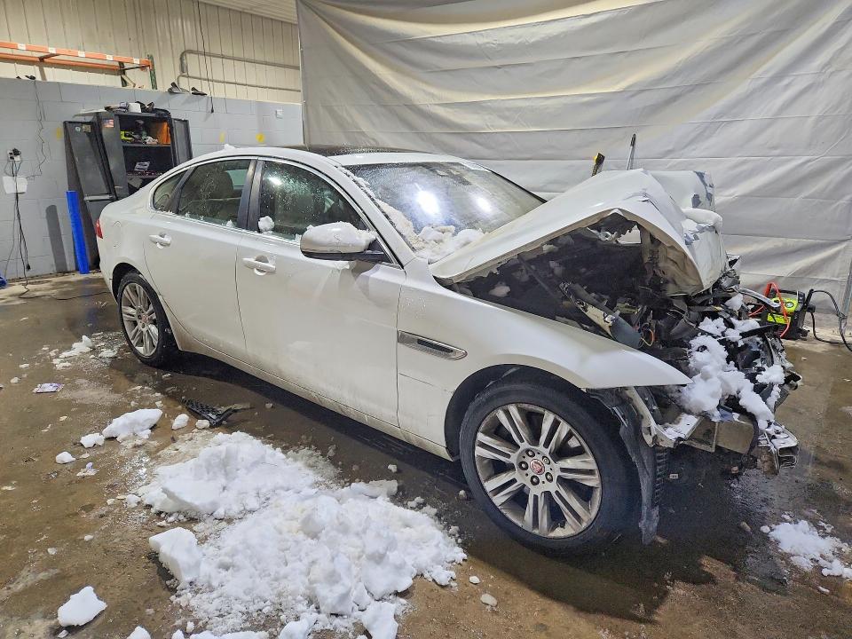 2017 Jaguar Xf VIN SAJBS4BV9HCY27882 COPART salvage auction — FRONT END, Nh - Cert Of Title-Salvage, sold $850 on 2026-07-09 (photo 4)