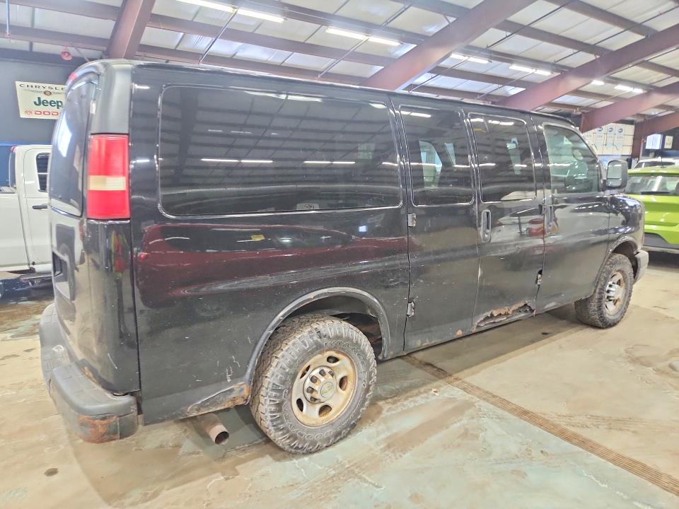 2013 Chevrolet Express 2500 VIN 1GAWGPFA8D1175829 COPART salvage auction — MINOR DENT/SCRATCHES, VA - CERTIFICATE OF TITLE, sold $3,350 on 2026-07-09 (photo 3)