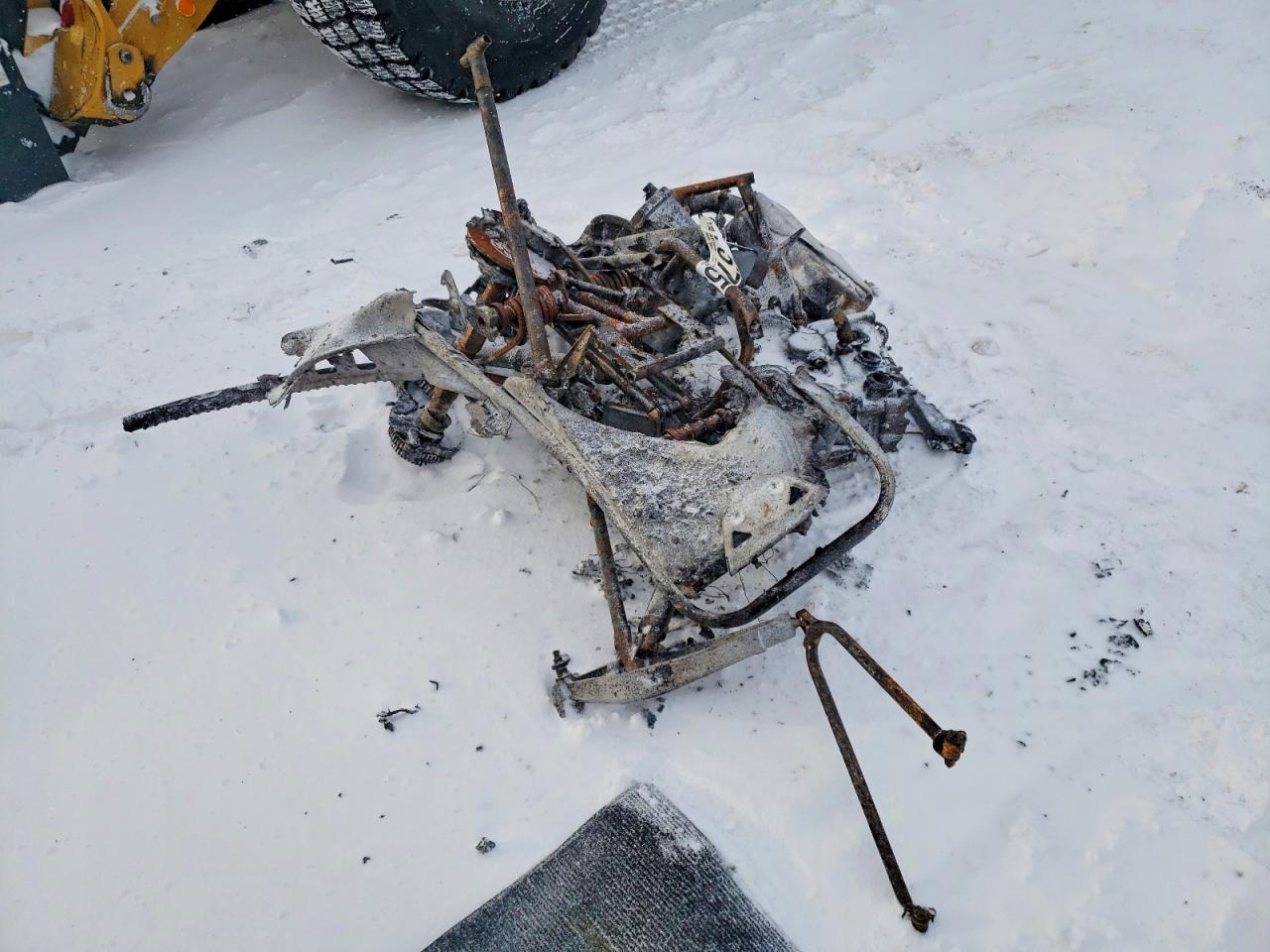 2015 Yamaha SRViper VIN 4UF8JY202FT000500 COPART salvage auction — Burn, MI - BILL OF SALE, sold $5 on 2026-07-01 (photo 3)