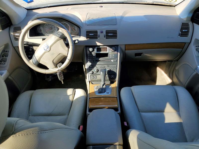 2005 Volvo Xc90 VIN YV1CZ592851148994 COPART salvage auction — MINOR DENT/SCRATCHES, Ca - Dis/Dlr/Exp Only Clean Title, sold $300 on 2026-07-21 (photo 8)