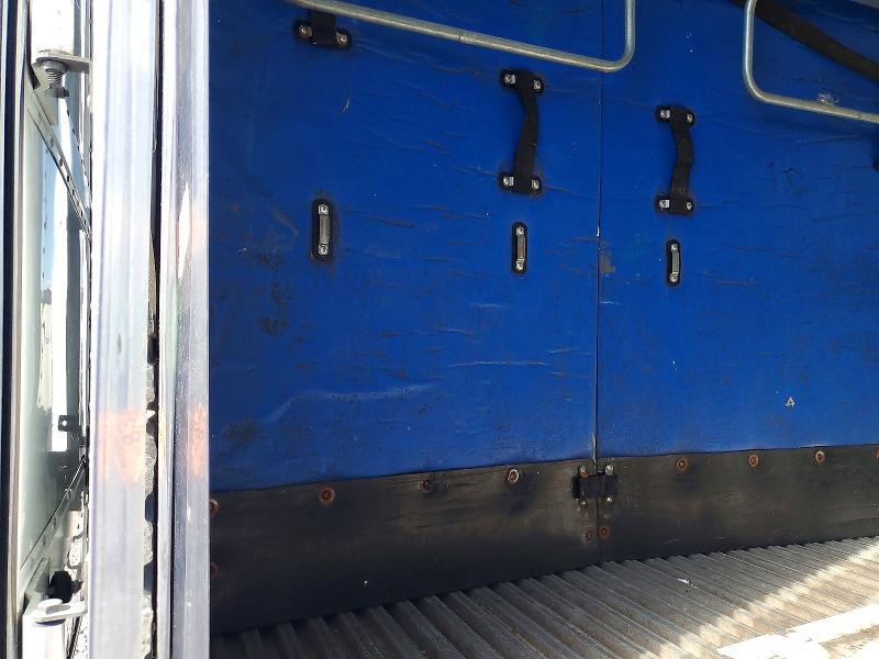 2016 Utility trailer VIN 1UYVS2539GM544502 COPART salvage auction — MINOR DENT/SCRATCHES, IL - CERTIFICATE OF TITLE (P), sold $325 on 2026-07-28 (photo 6)