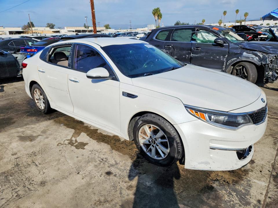 2016 Kia Optima VIN 5XXGT4L37GG038529 COPART salvage auction — FRONT END, Ca - Certificate Of Title, sold $200 on 2026-07-02 (photo 4)