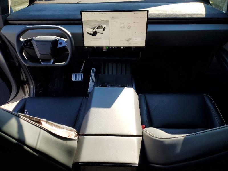2024 Tesla Cybertruck VIN 7G2CEHEE4RA037501 COPART salvage auction — FRONT END, Ny - Certificate Of Title, sold $19,200 on 2026-07-27 (photo 8)