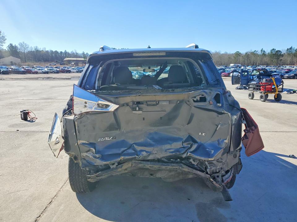2015 Toyota Rav 4 VIN JTMZFREV6FD057108 COPART salvage auction — REAR END, Sc - Cert Of Title-Salvage, sold $1,450 on 2026-07-24 (photo 6)