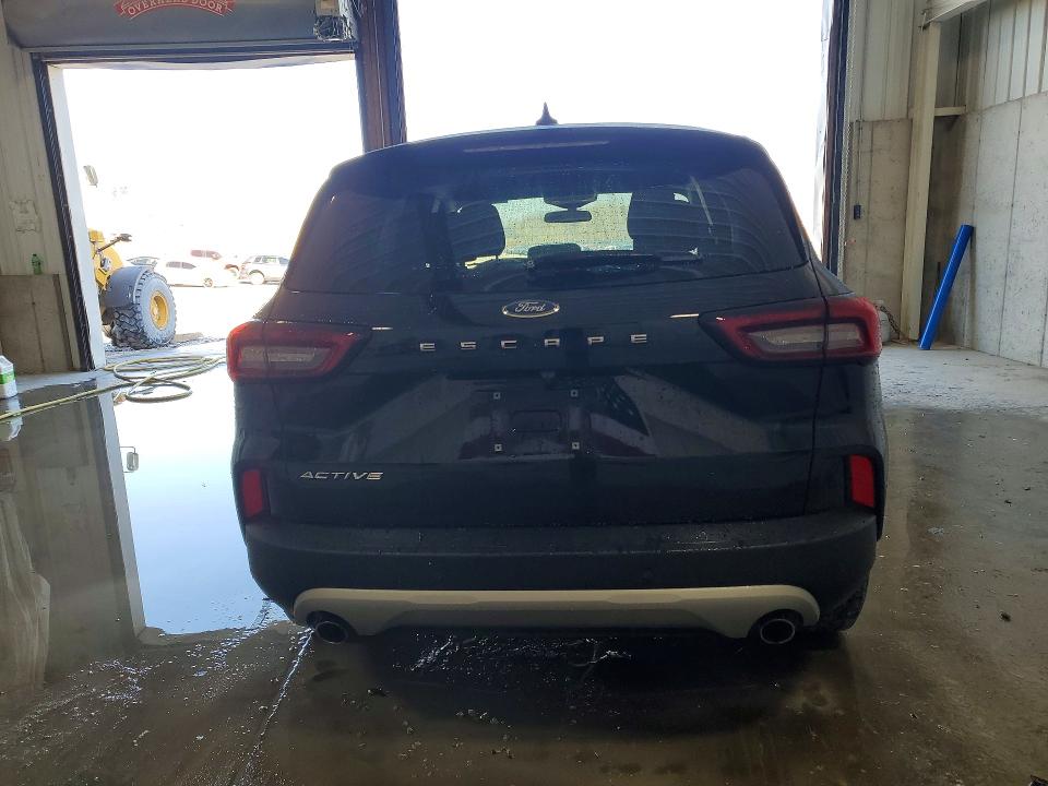 2023 Ford Escape VIN 1FMCU0GN1PUB05728 COPART salvage auction — MECHANICAL, OH - CERTIFICATE OF TITLE, sold $3,600 on 2026-07-09 (photo 6)