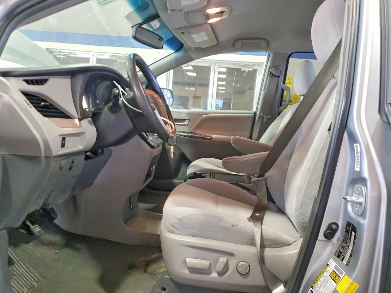 2015 Toyota Sienna VIN 5TDKK3DC5FS680721 COPART salvage auction — UNDERCARRIAGE, Va - Cert Of Title - Salvage, sold $1,600 on 2026-07-02 (photo 7)
